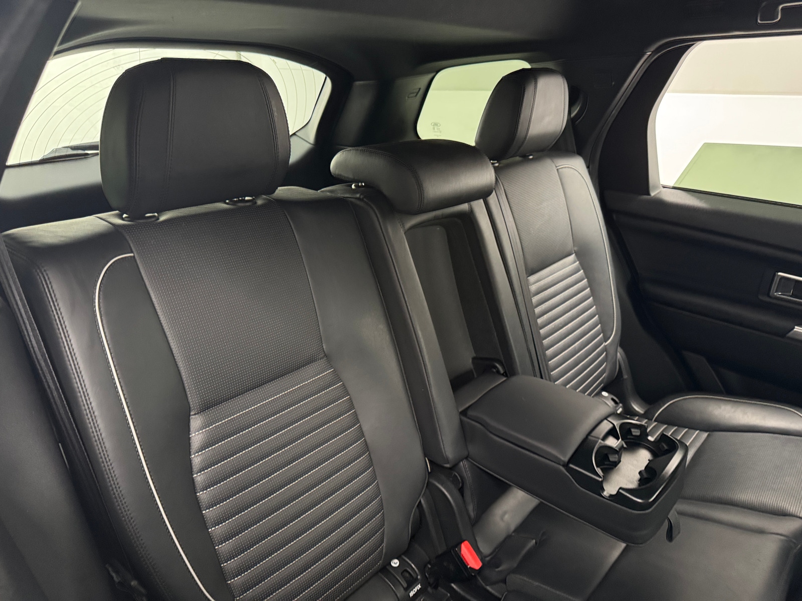 Thumbnail: 2019 Land Rover Discovery Sport - 5