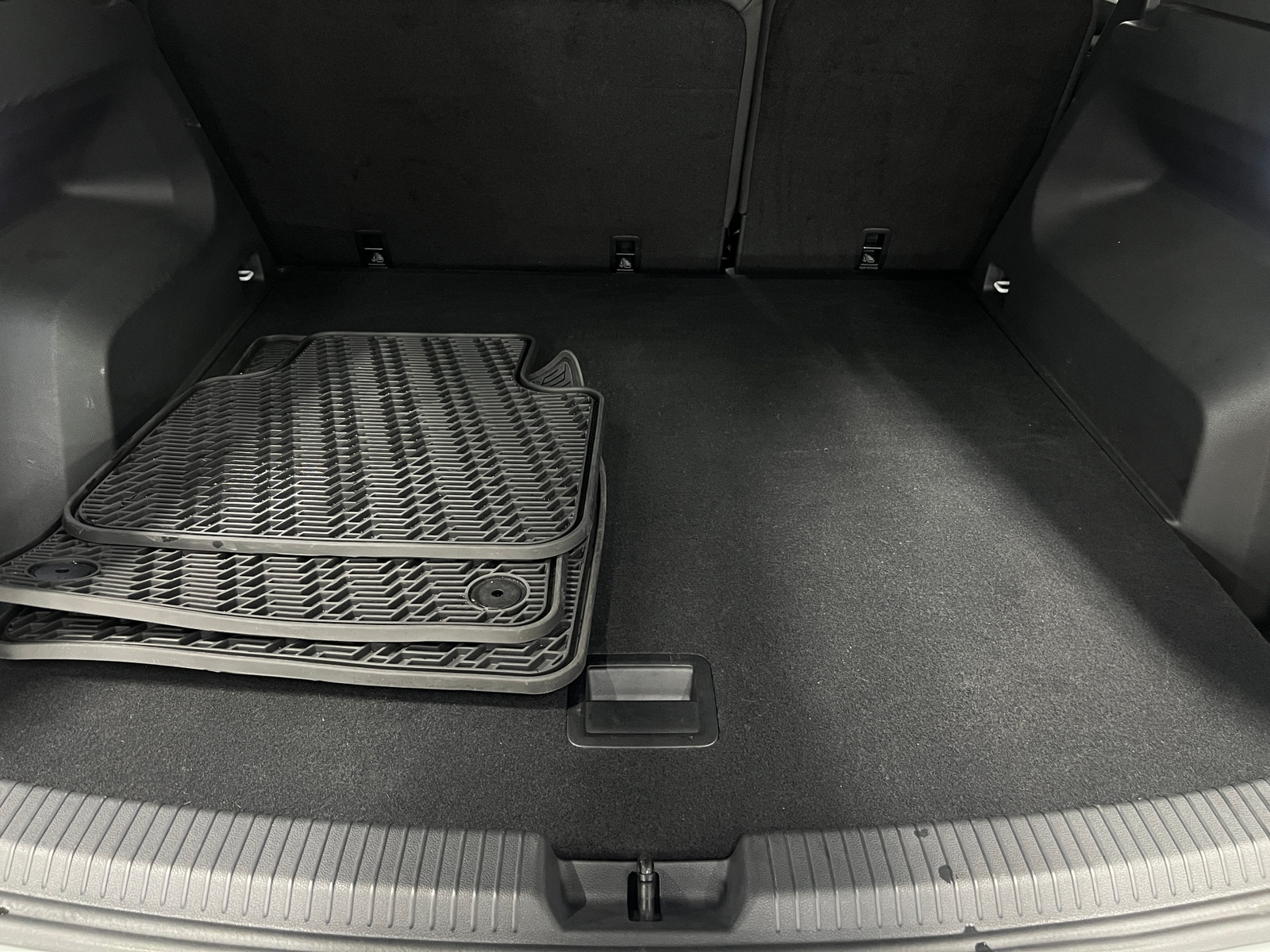 Thumbnail: 2024 Volkswagen Atlas - 6