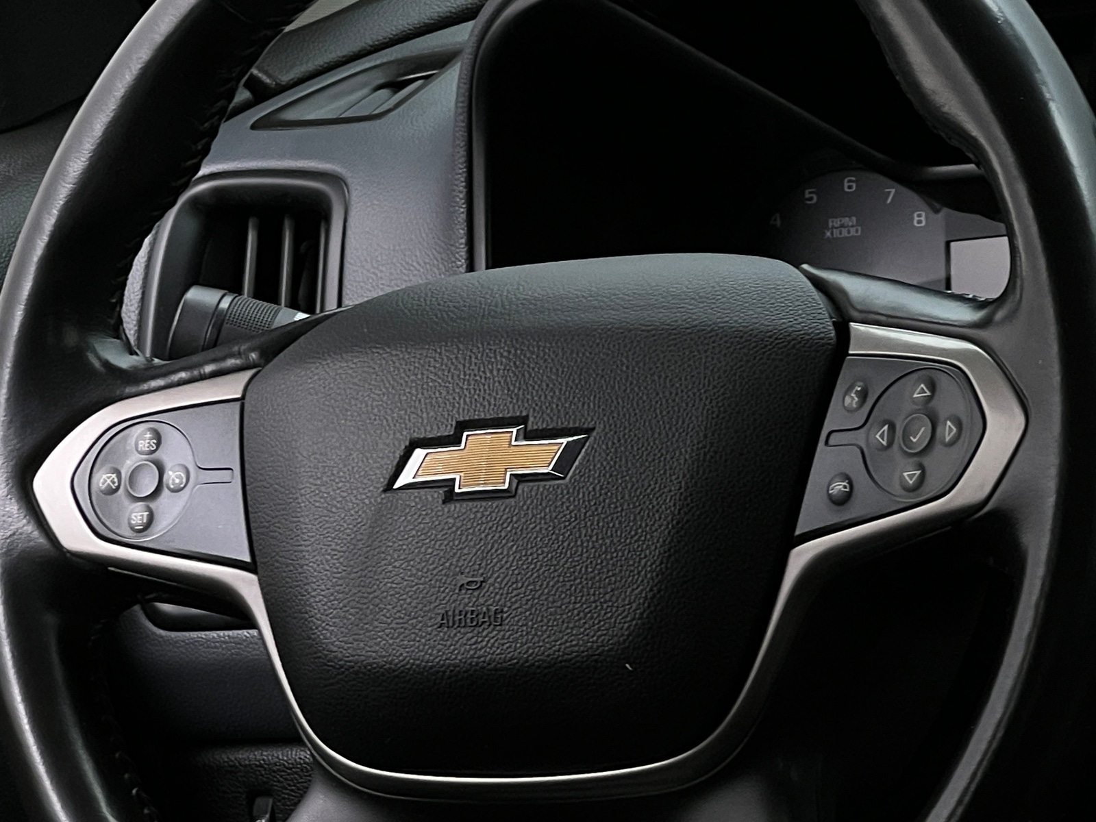 Thumbnail: 2016 Chevrolet Colorado - 4