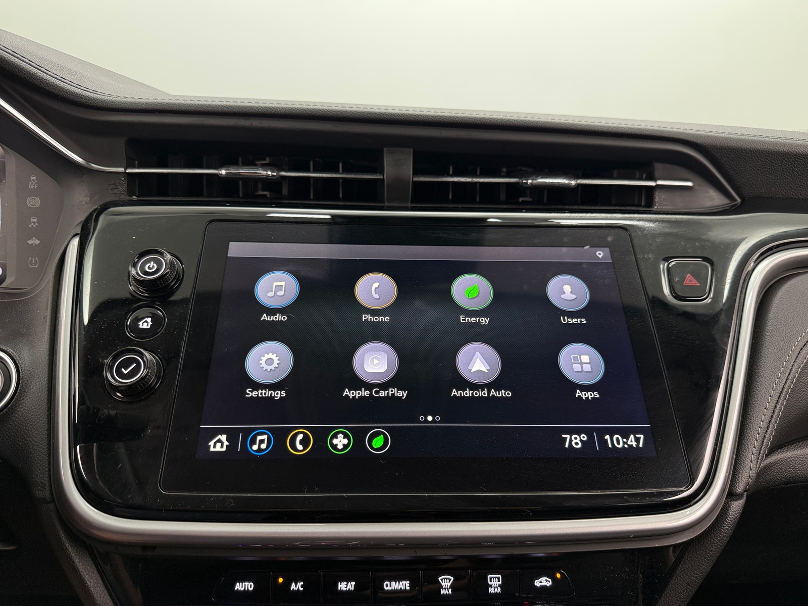 Thumbnail: 2022 Chevrolet Bolt EUV - 3