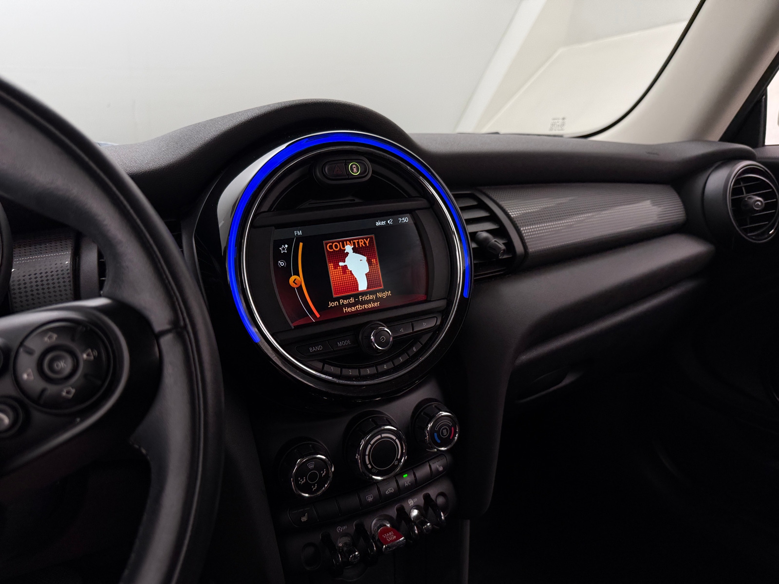 Thumbnail: 2020 MINI Cooper Hardtop - 3