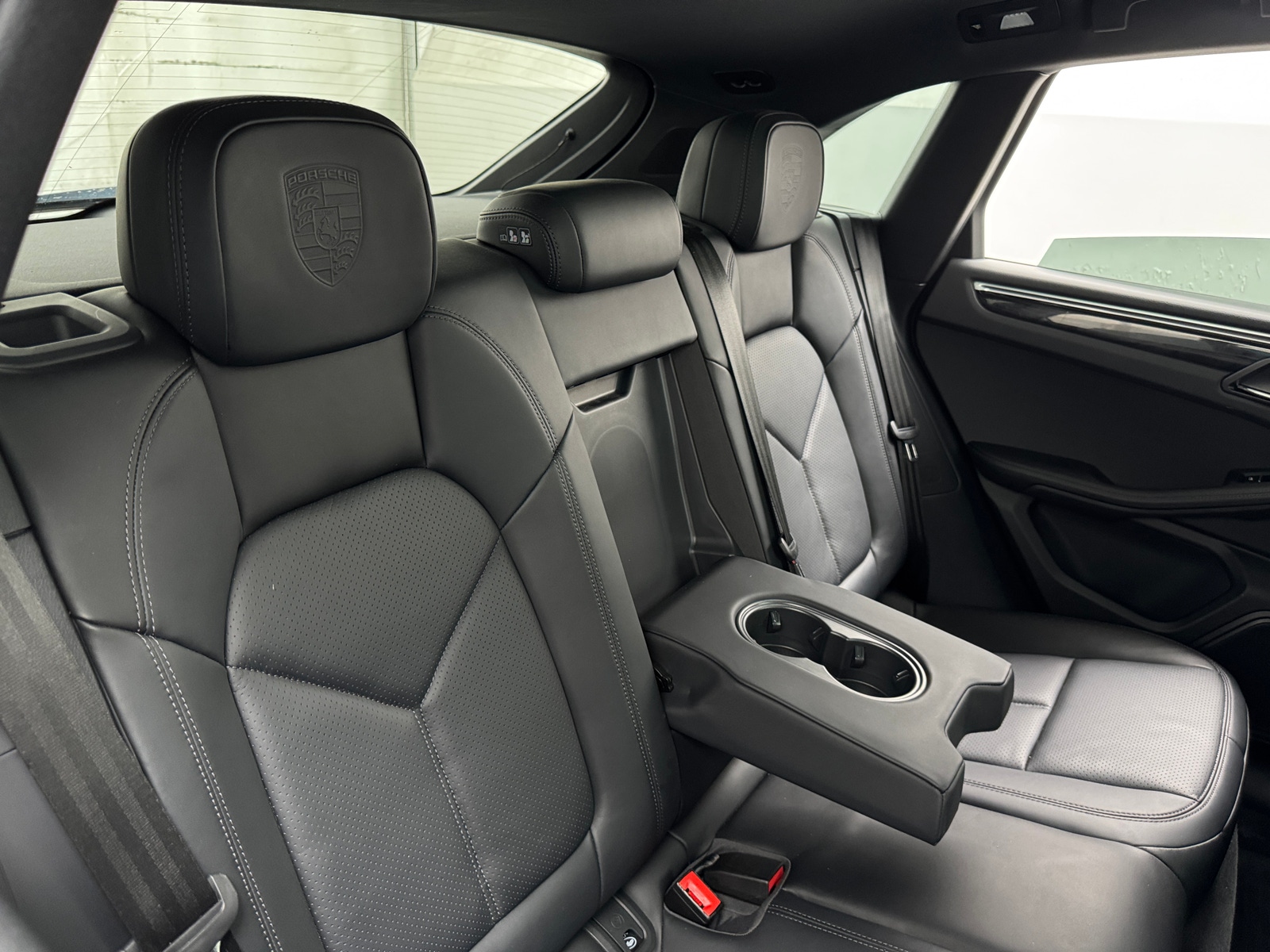 Thumbnail: 2024 Porsche Macan - 5