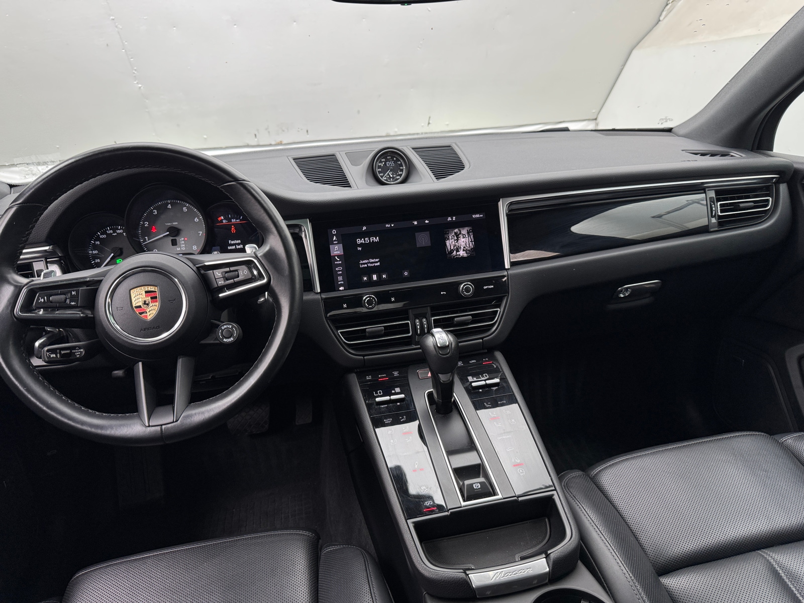 Thumbnail: 2024 Porsche Macan - 2