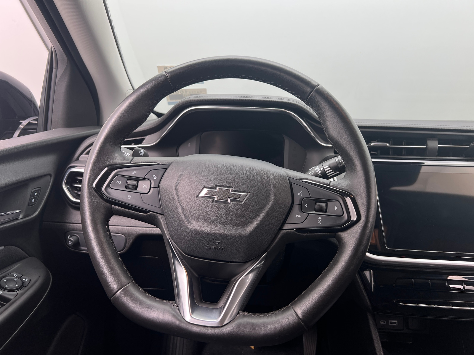 Thumbnail: 2022 Chevrolet Bolt EUV - 5