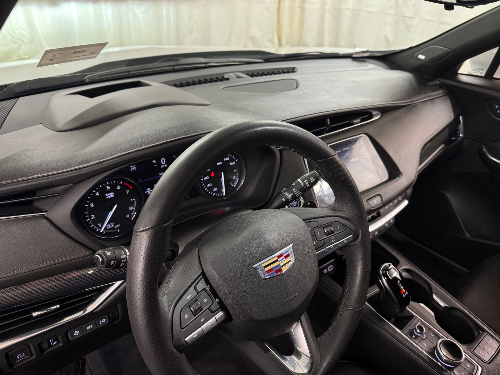 Thumbnail: 2023 Cadillac XT4 - 2