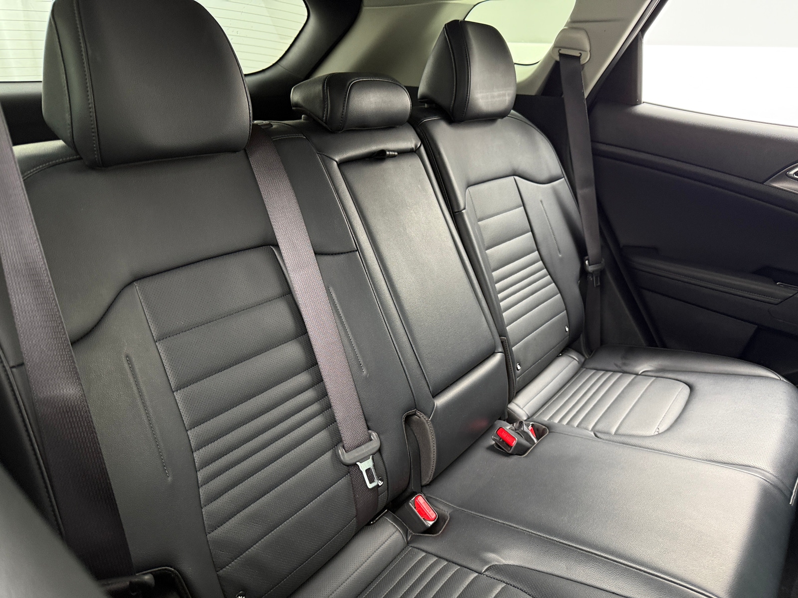 Thumbnail: 2023 Kia Sportage - 5