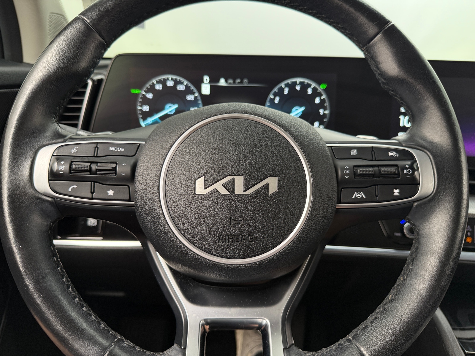 Thumbnail: 2023 Kia Sportage - 4