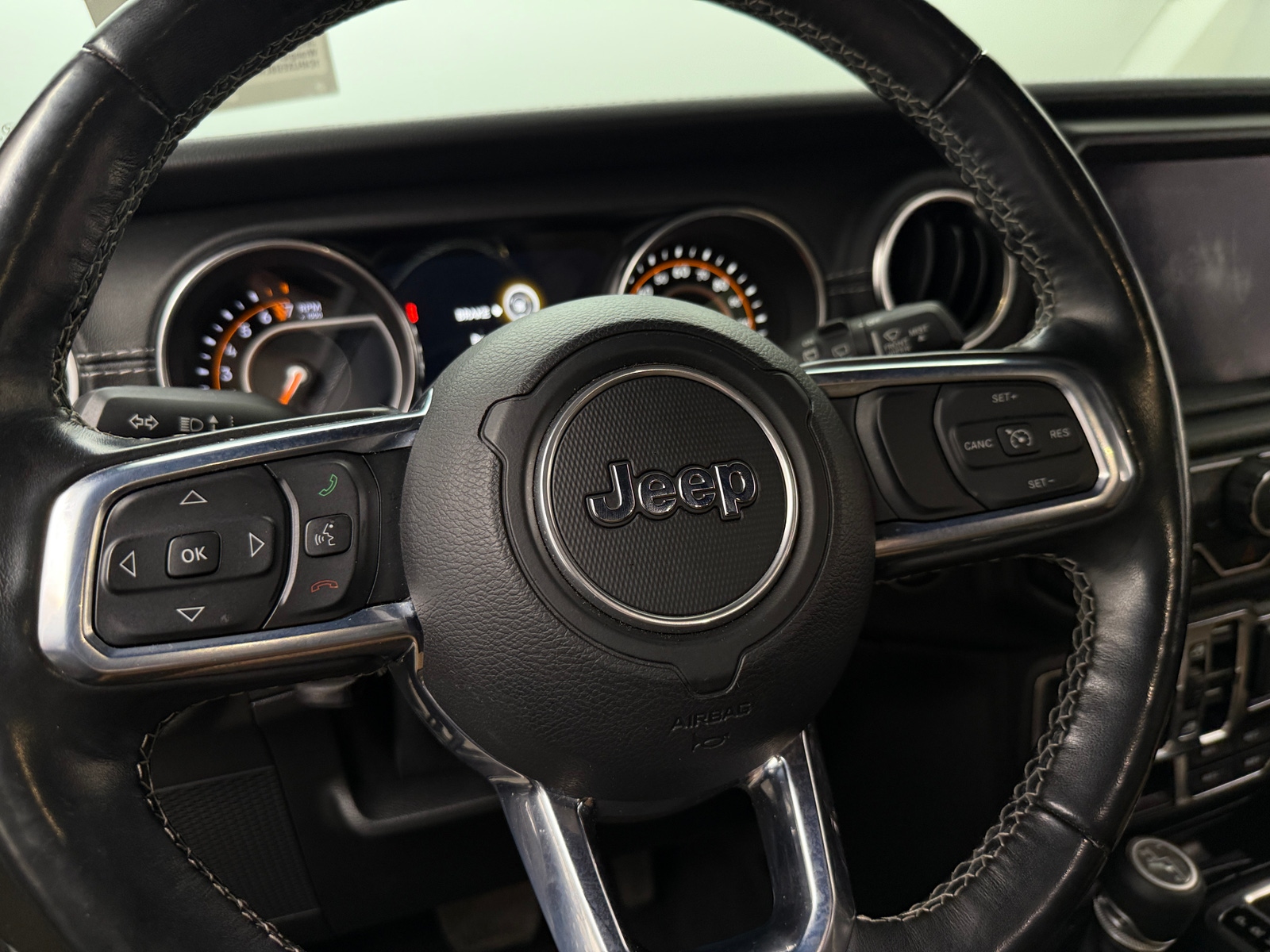 Thumbnail: 2020 Jeep Wrangler - 4