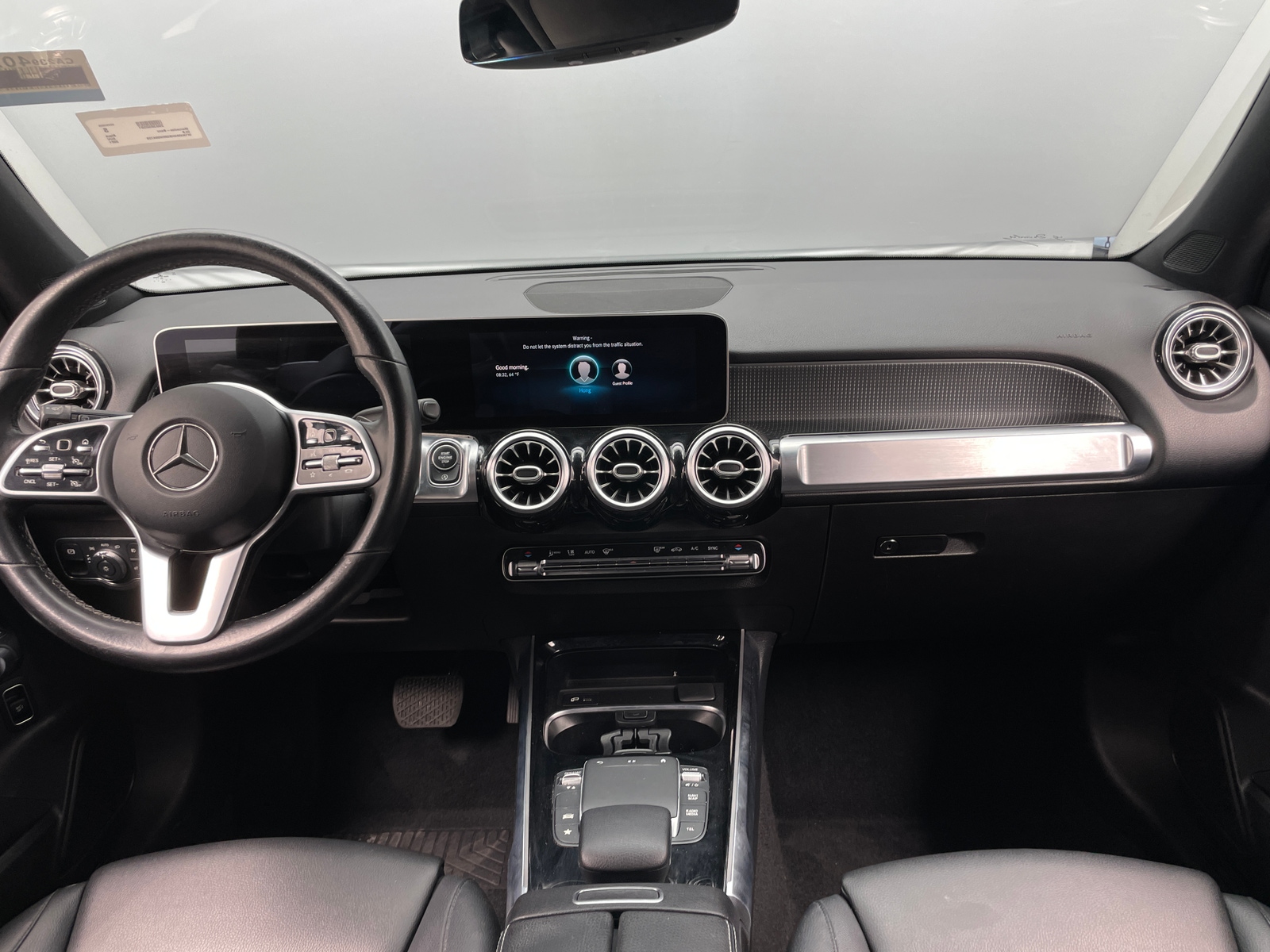 Thumbnail: 2021 Mercedes-Benz GLB - 2