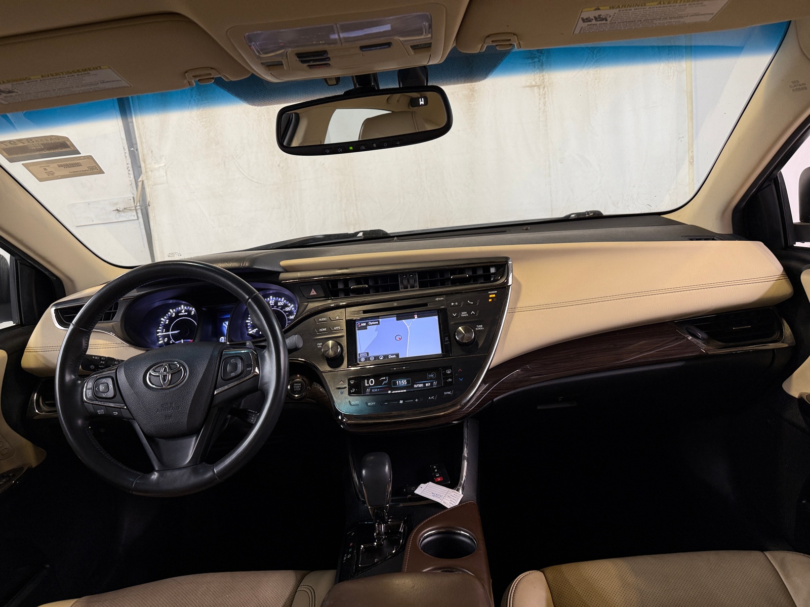 Thumbnail: 2015 Toyota Avalon - 2