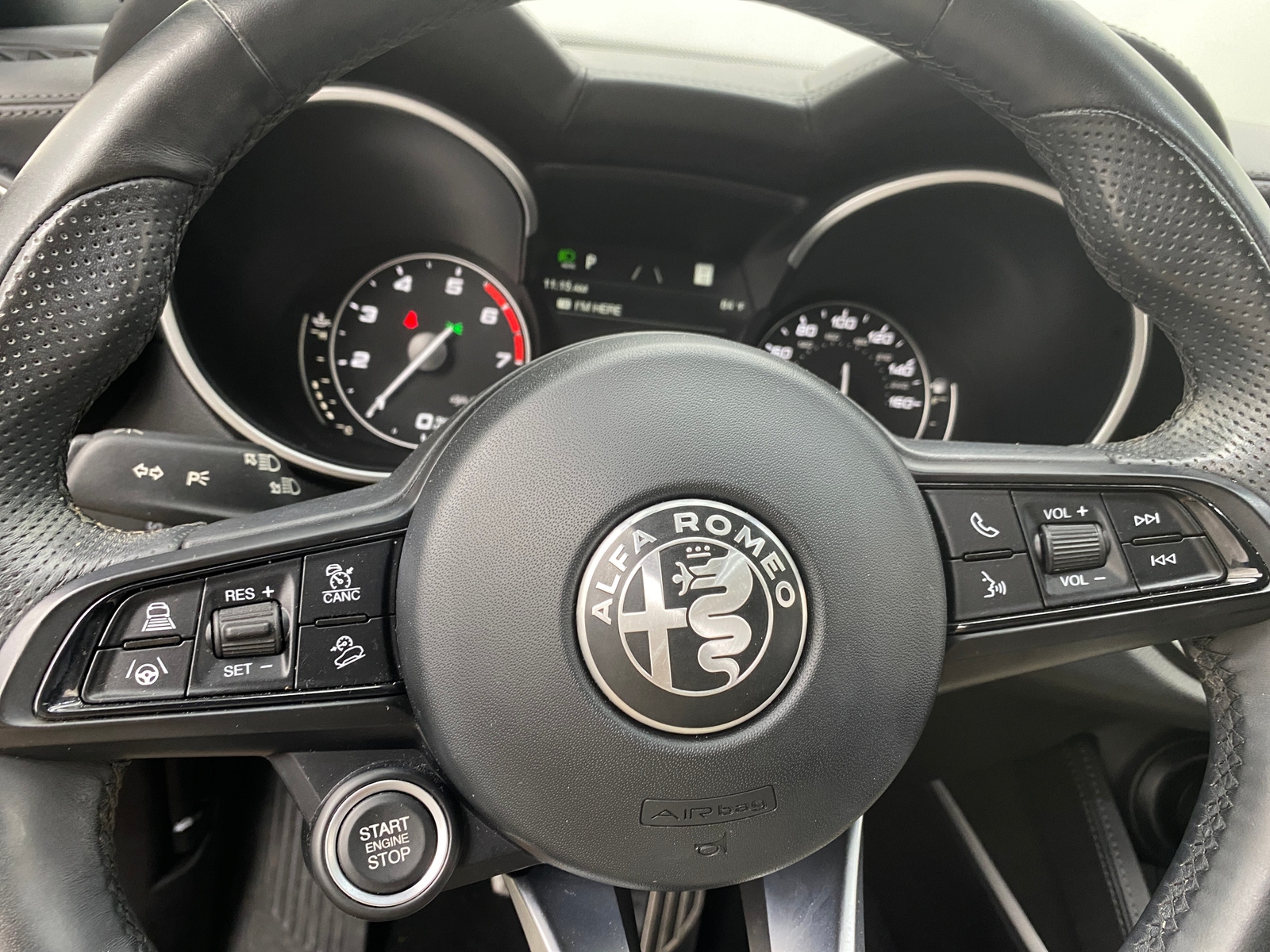 Thumbnail: 2022 Alfa Romeo Stelvio - 4