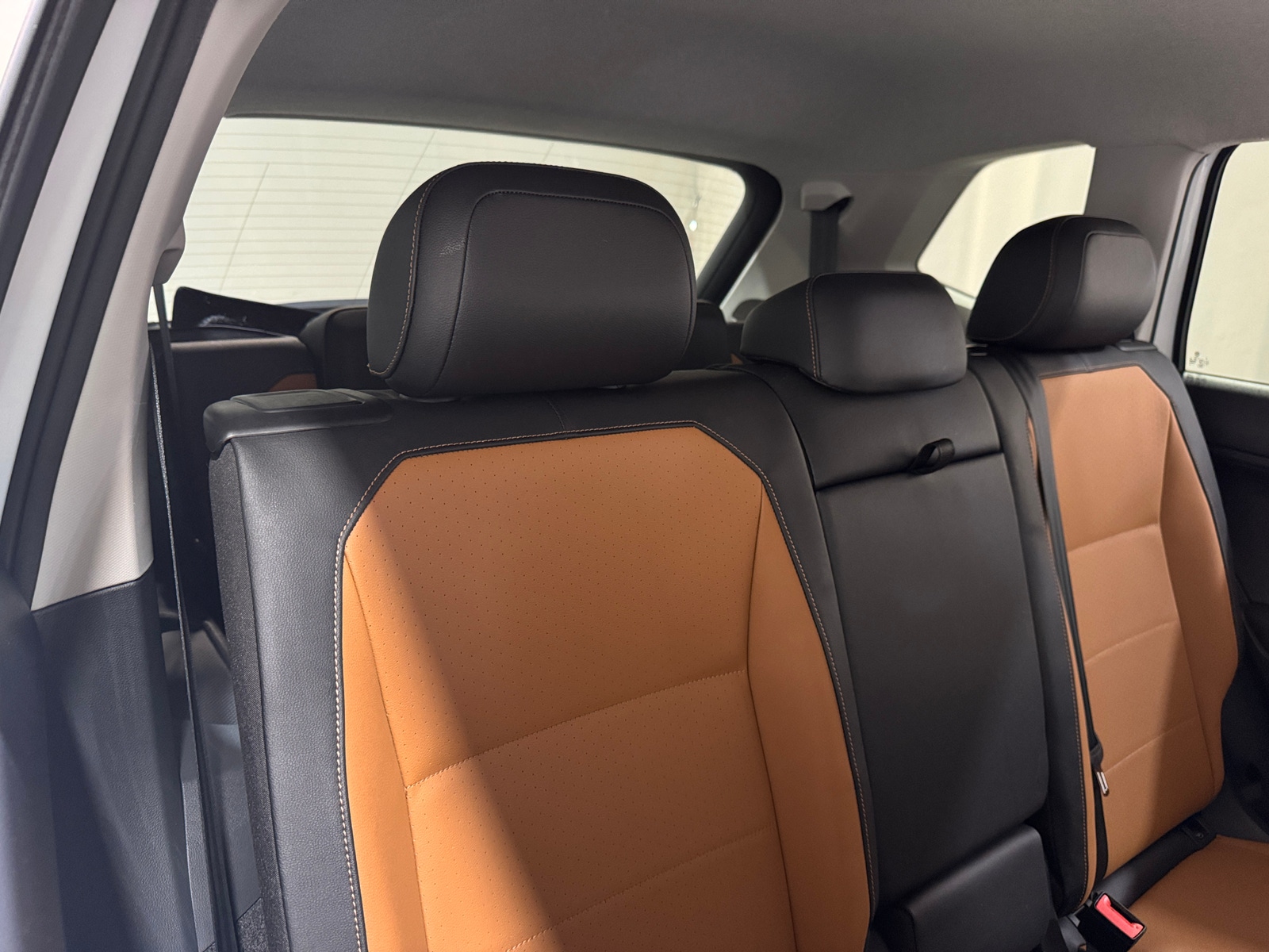 Thumbnail: 2018 Volkswagen Tiguan - 5