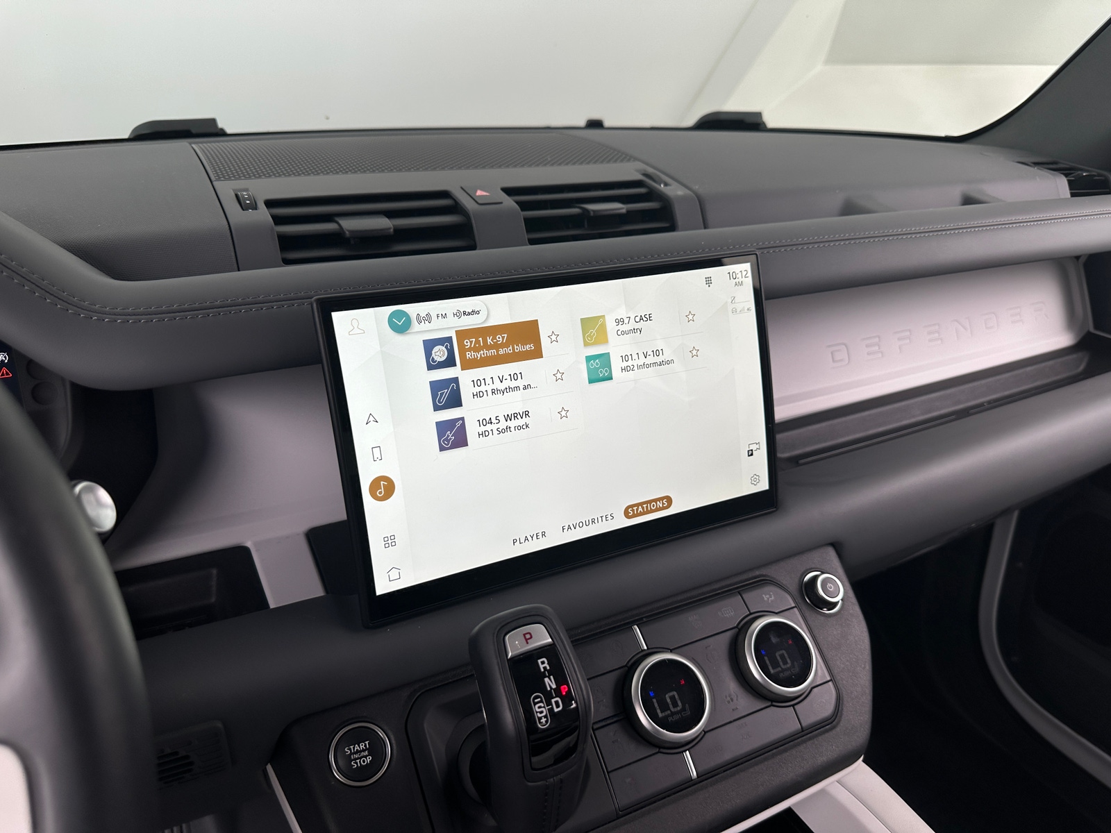 Thumbnail: 2025 Land Rover Defender - 3