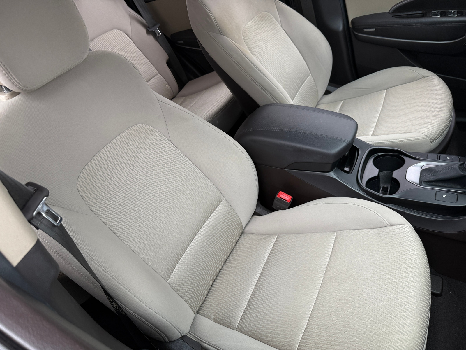Thumbnail: 2015 Hyundai Santa Fe - 2