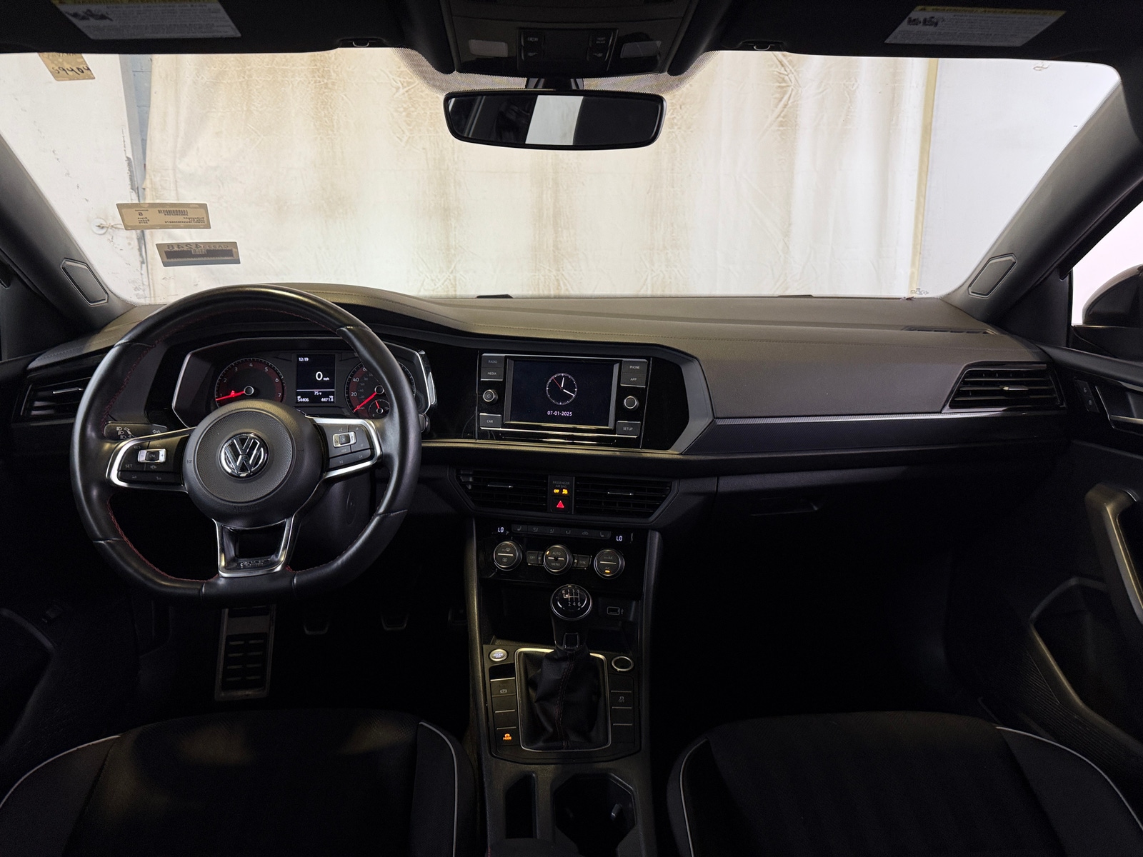 Thumbnail: 2019 Volkswagen Jetta - 3