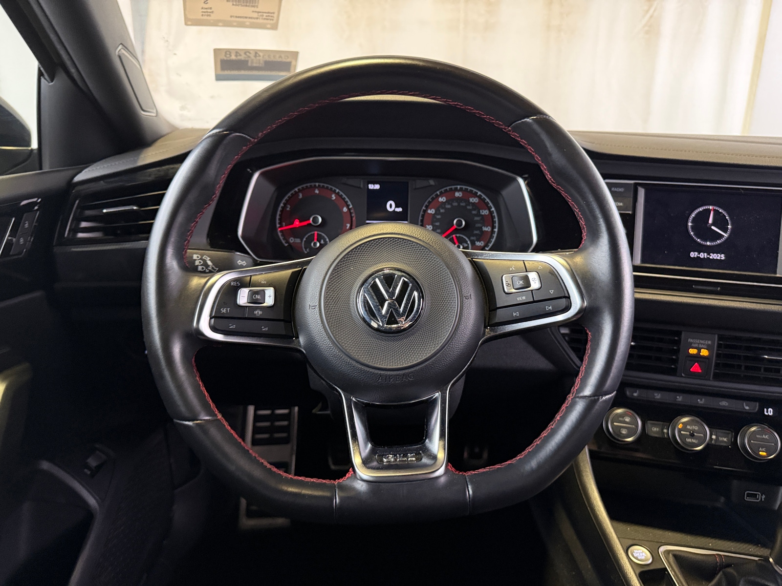 Thumbnail: 2019 Volkswagen Jetta - 5