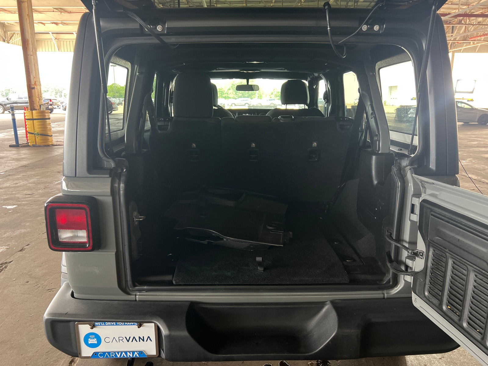 Thumbnail: 2018 Jeep Wrangler - 7
