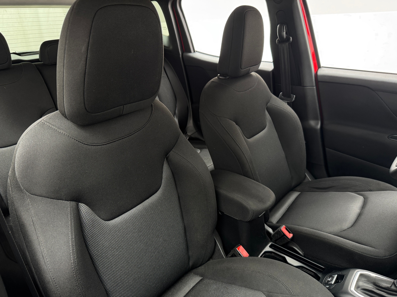 Thumbnail: 2019 Jeep Renegade - 2