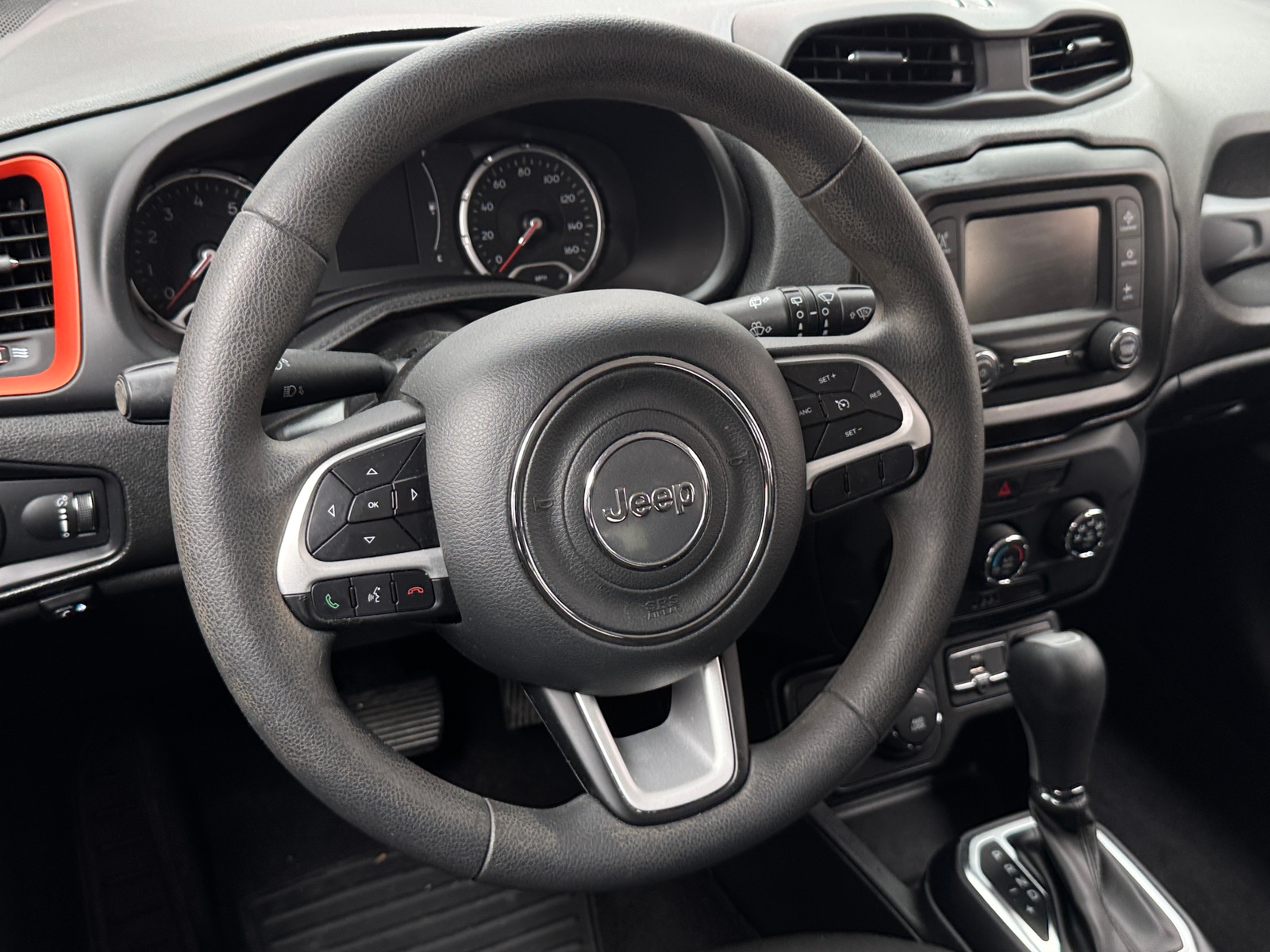 Thumbnail: 2019 Jeep Renegade - 5