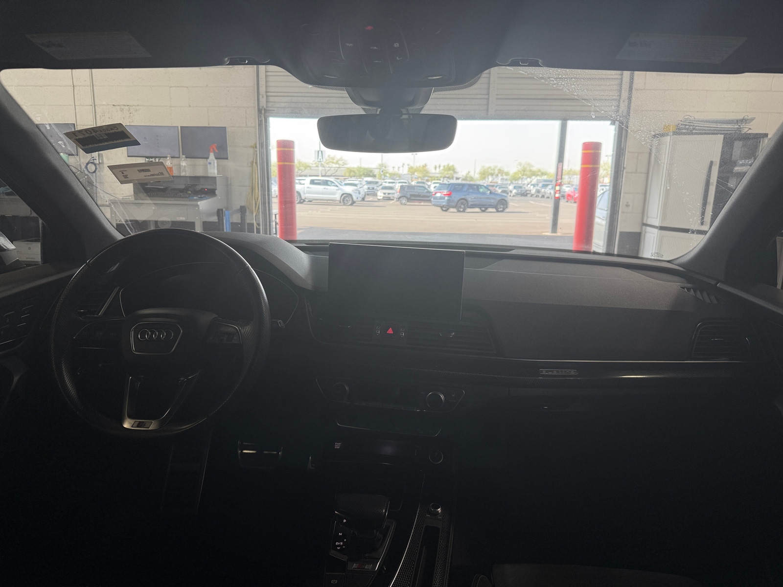 Thumbnail: 2022 Audi SQ5 - 2