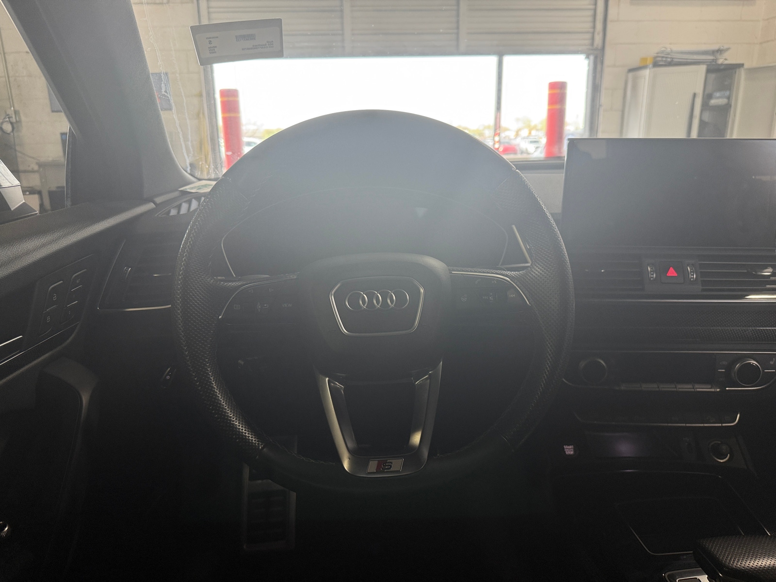 Thumbnail: 2022 Audi SQ5 - 4