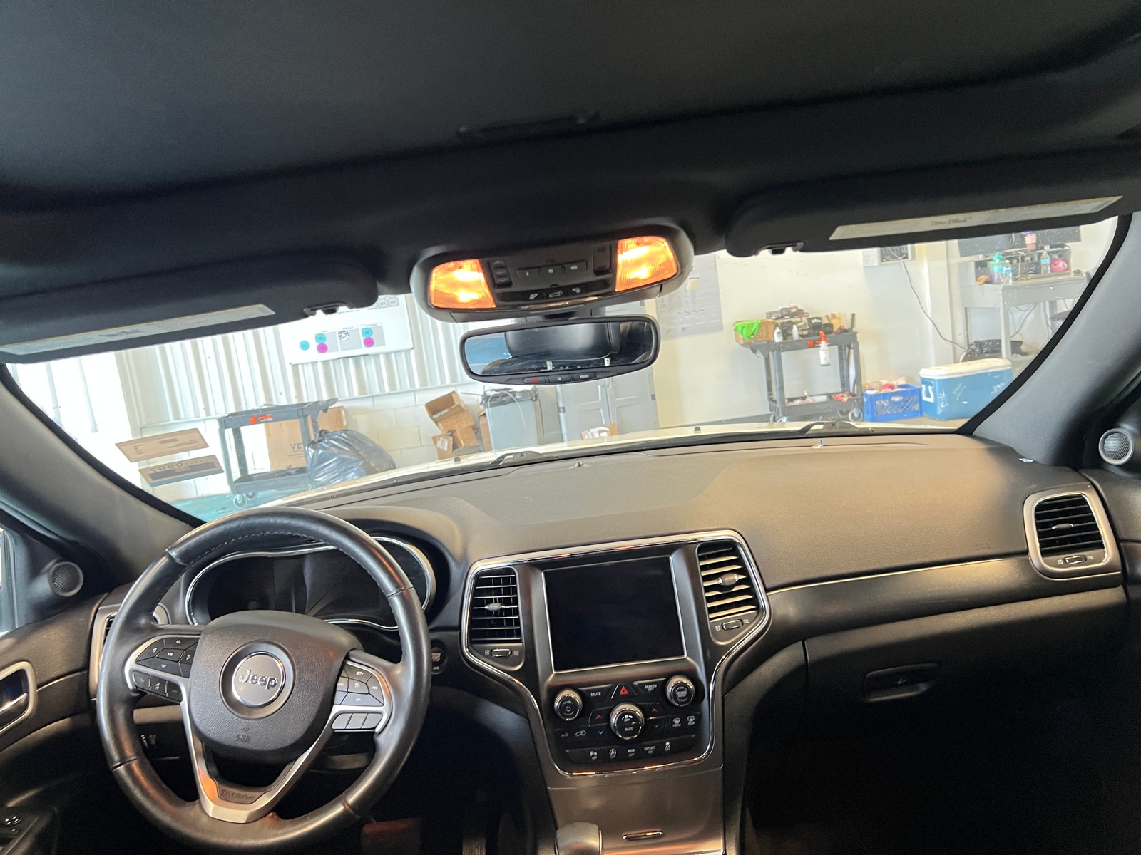 Thumbnail: 2018 Jeep Grand Cherokee - 2
