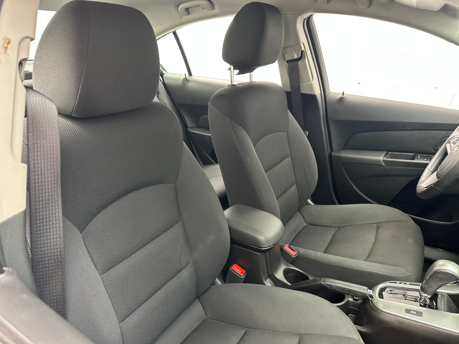 Thumbnail: 2015 Chevrolet Cruze - 2