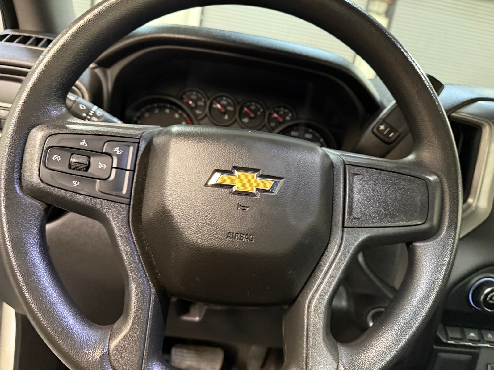 Thumbnail: 2024 Chevrolet Silverado 1500 - 4