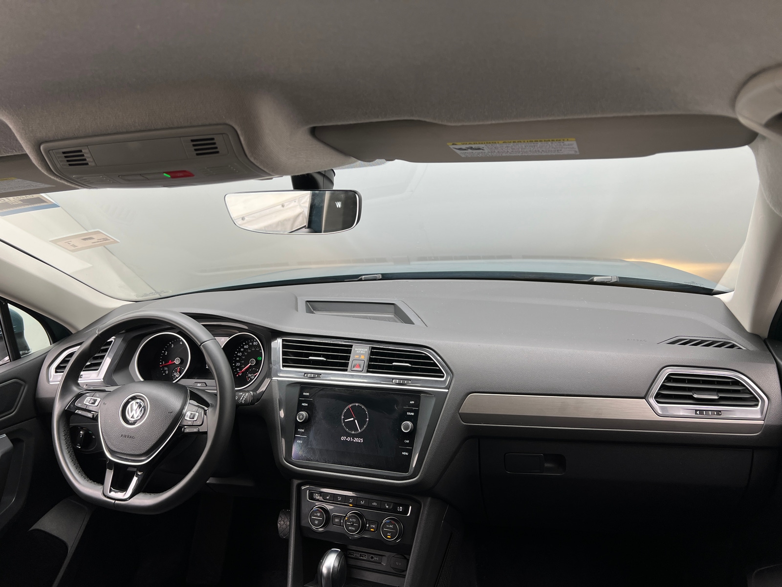 Thumbnail: 2020 Volkswagen Tiguan - 2