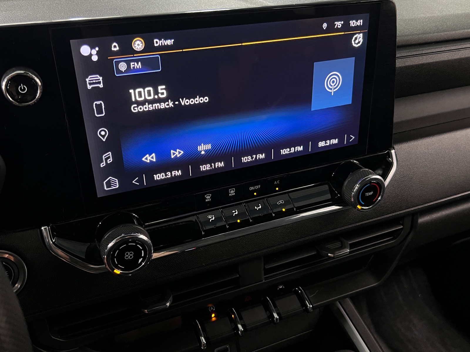 Thumbnail: 2023 Chevrolet Colorado - 4