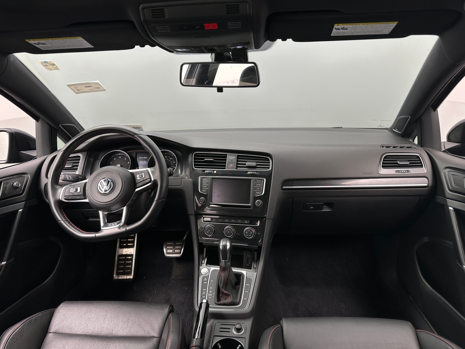 Thumbnail: 2016 Volkswagen Golf - 3