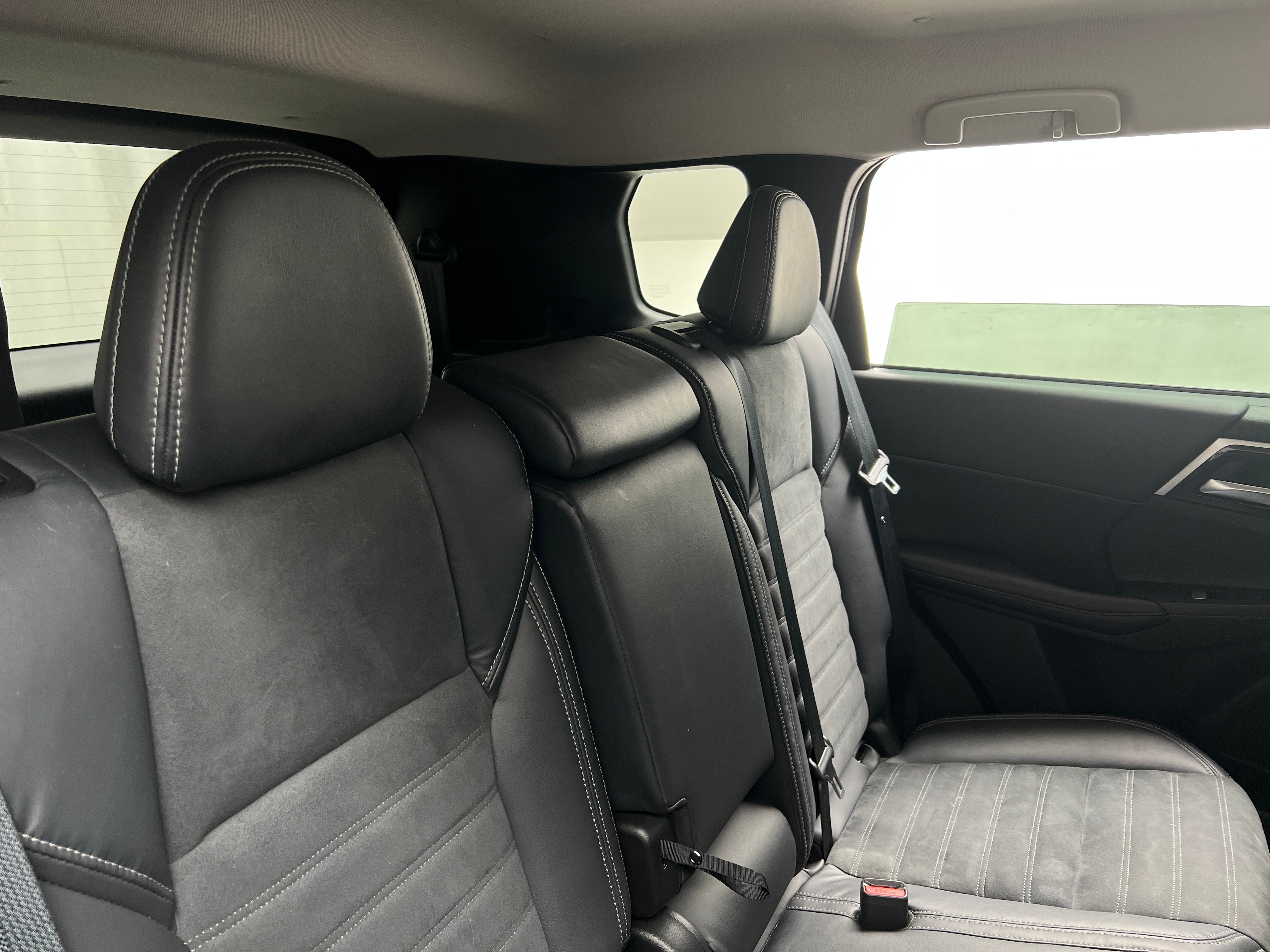 Image 9 of 2022 Mitsubishi Outlander SE