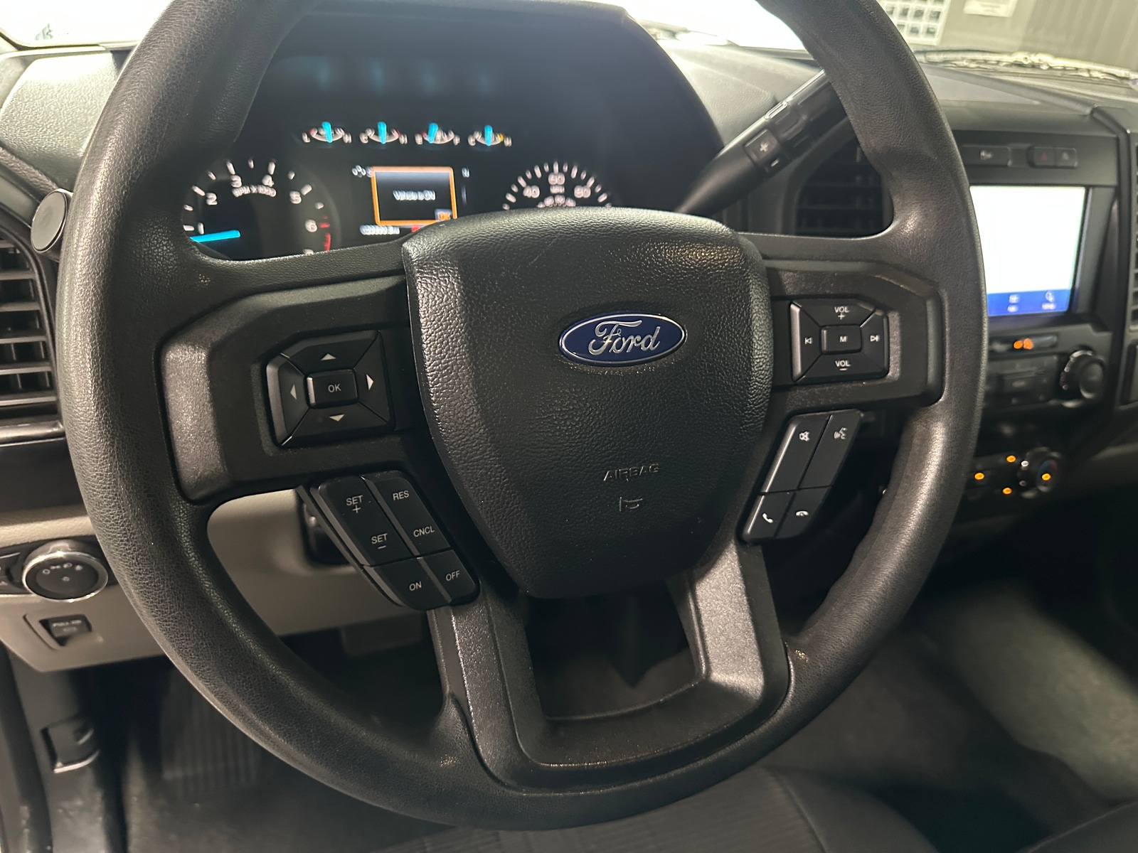Thumbnail: 2020 Ford Econoline - 5
