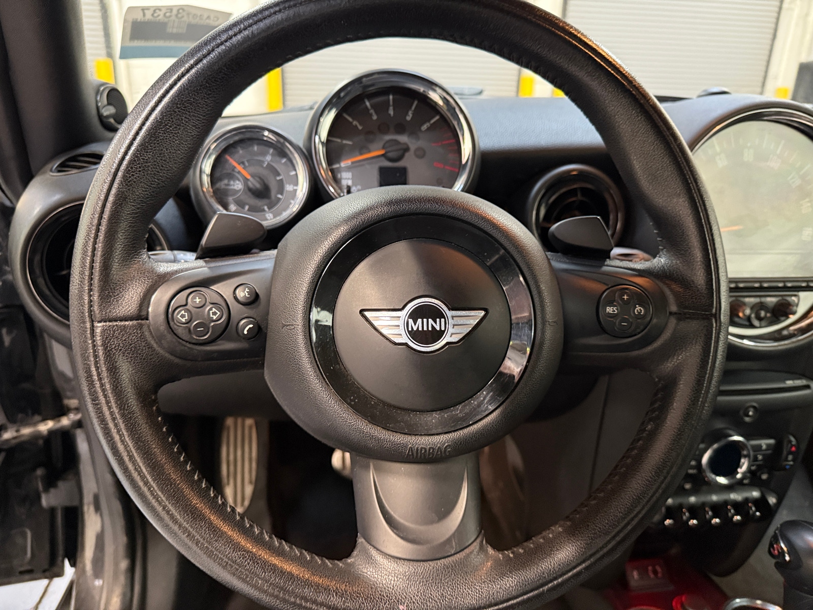 Thumbnail: 2015 MINI Cooper Convertible - 4