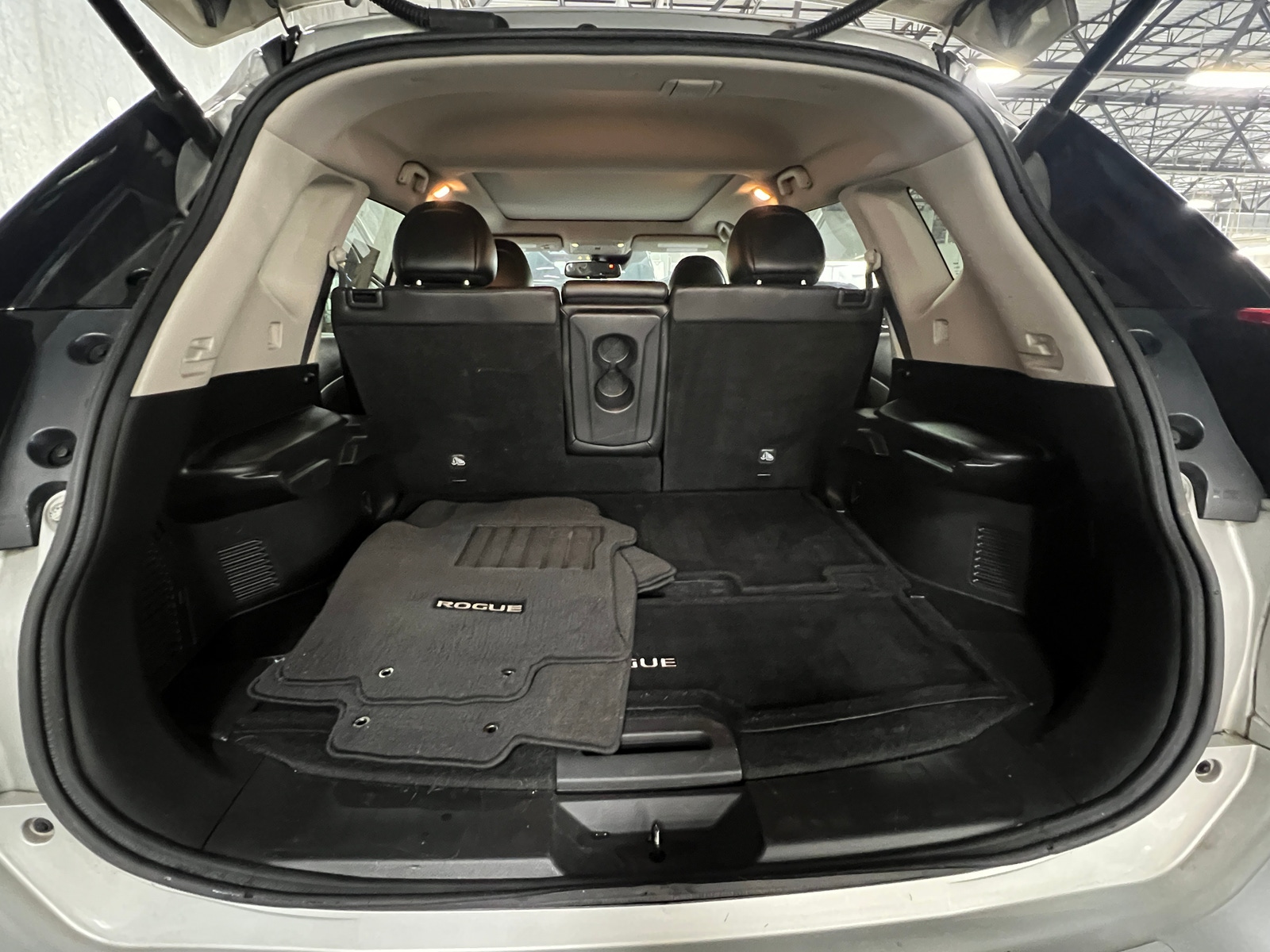 Thumbnail: 2017 Nissan Rogue - 6