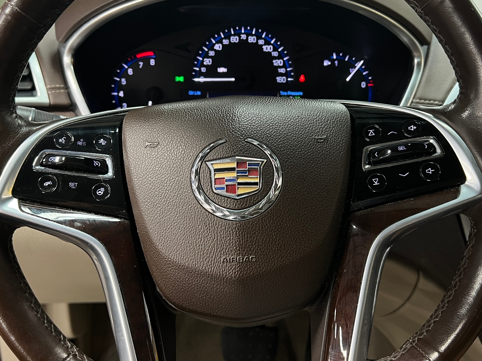 Thumbnail: 2016 Cadillac SRX - 4