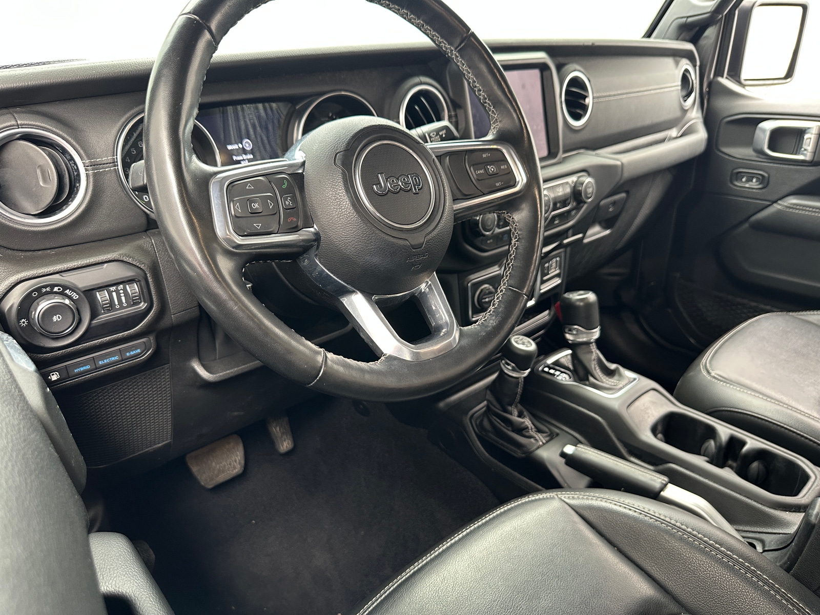 Thumbnail: 2022 Jeep Wrangler - 2