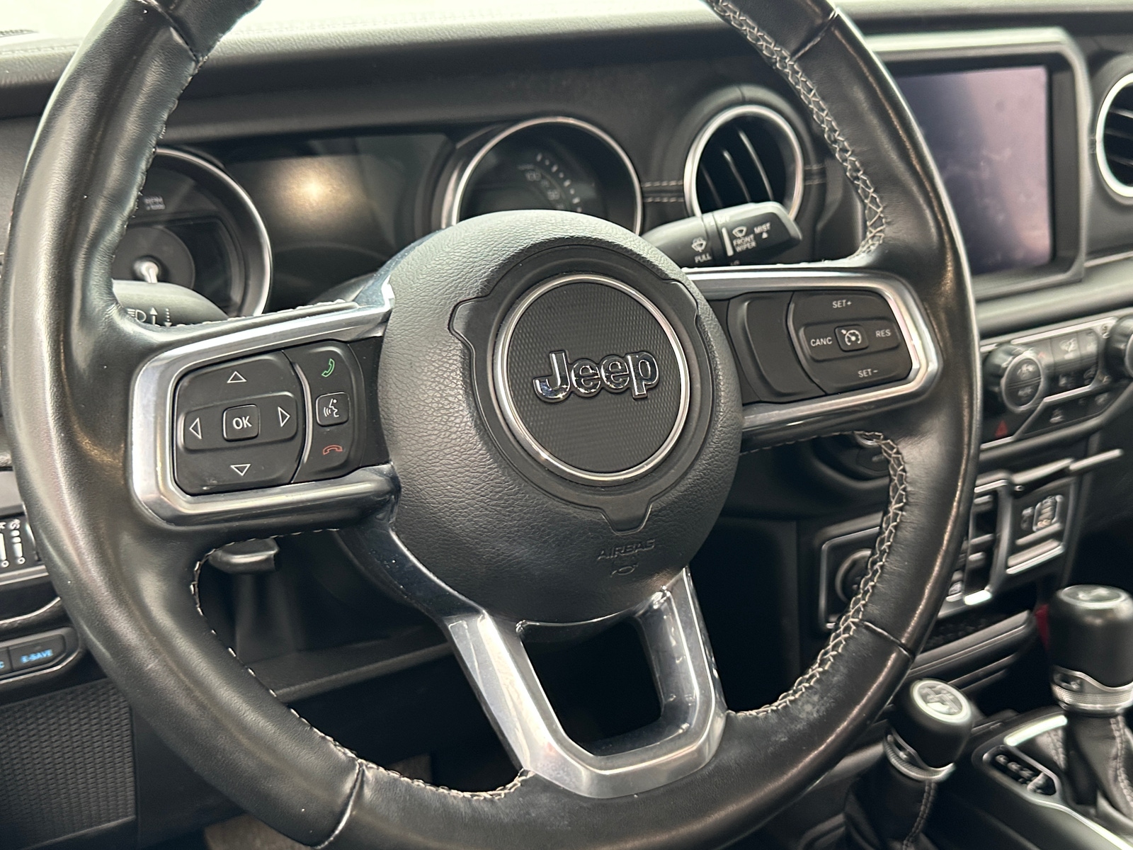 Thumbnail: 2022 Jeep Wrangler - 4