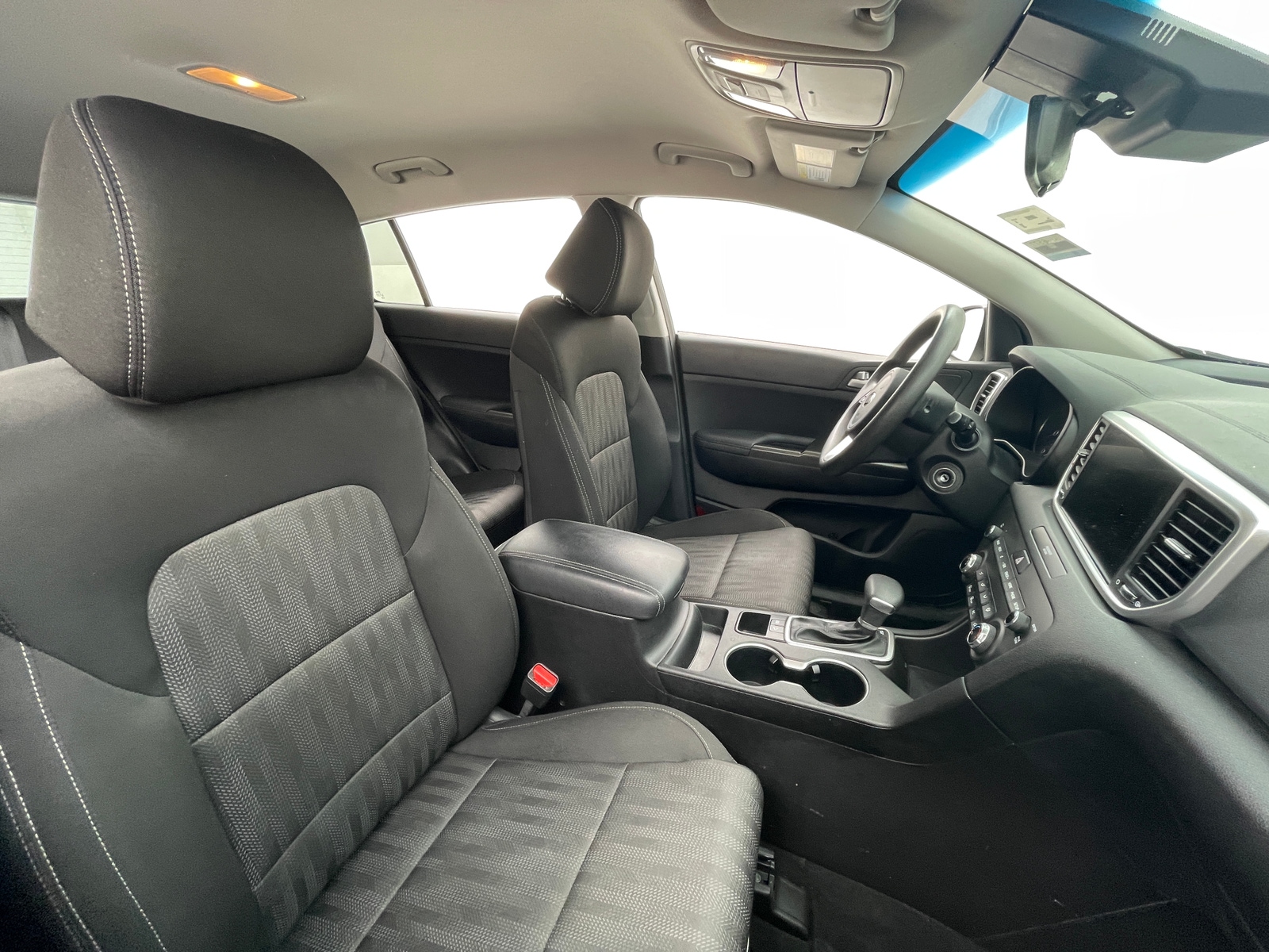 Thumbnail: 2020 Kia Sportage - 2