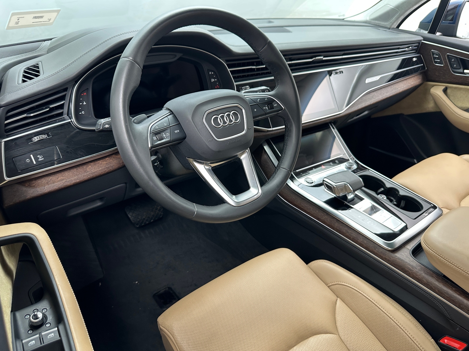 Thumbnail: 2021 Audi Q7 - 3