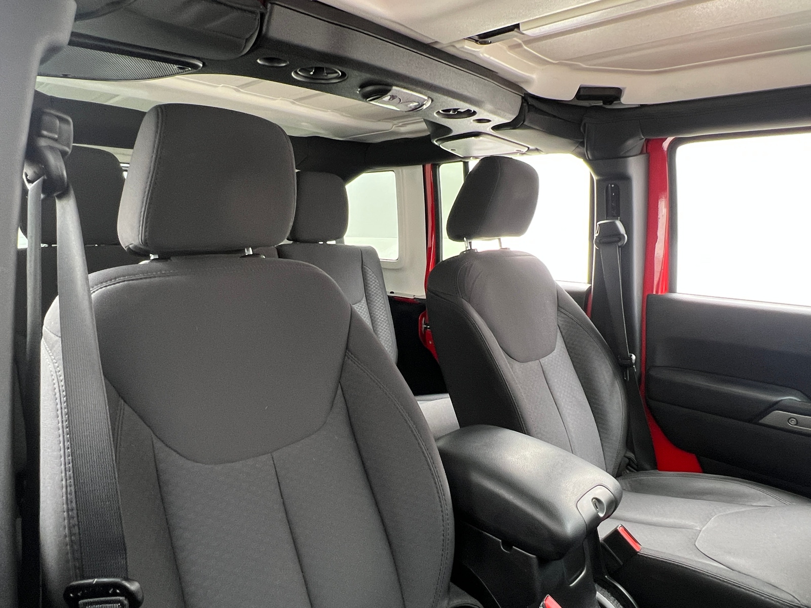 Thumbnail: 2015 Jeep Wrangler - 2
