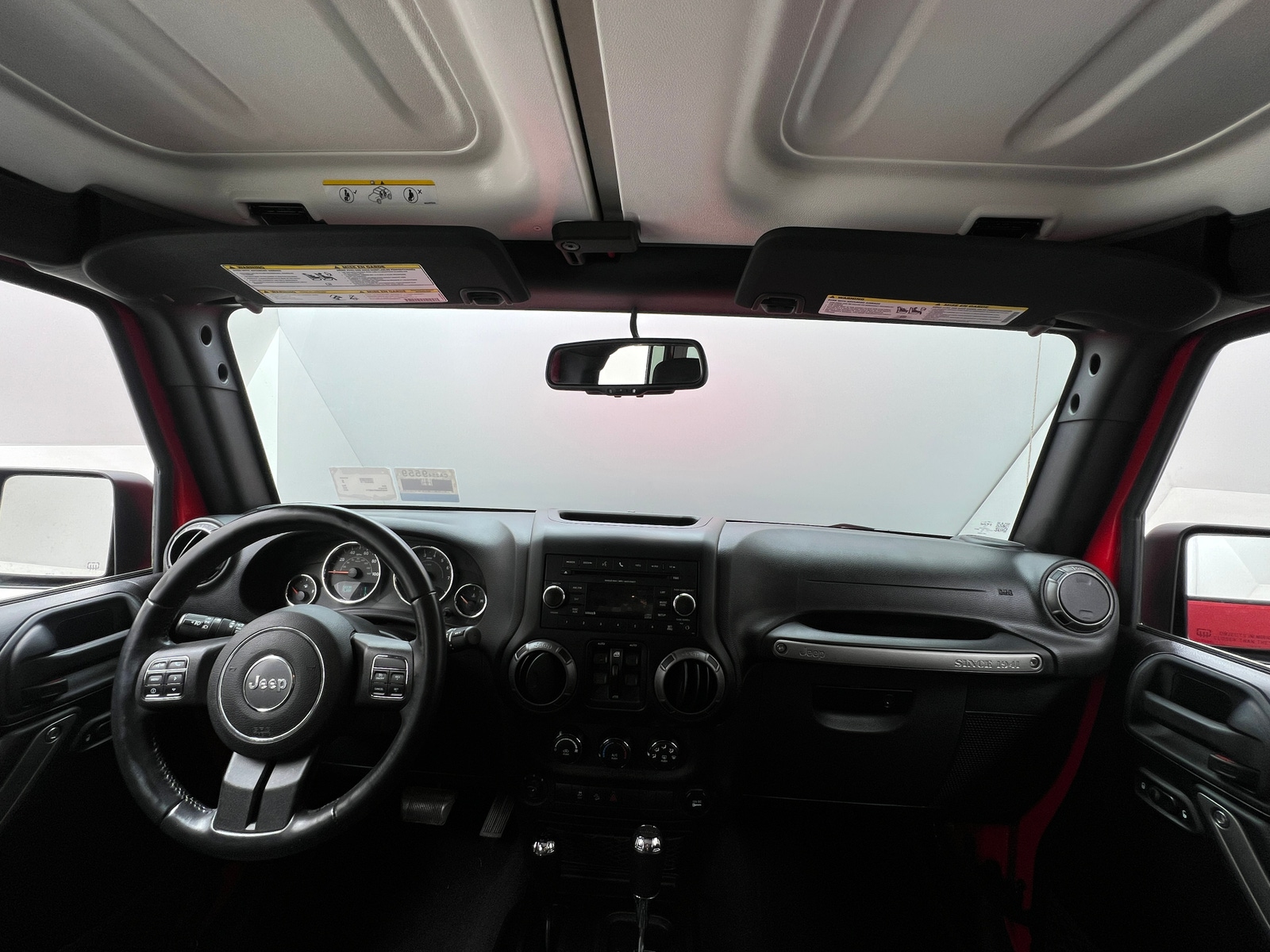 Thumbnail: 2015 Jeep Wrangler - 3