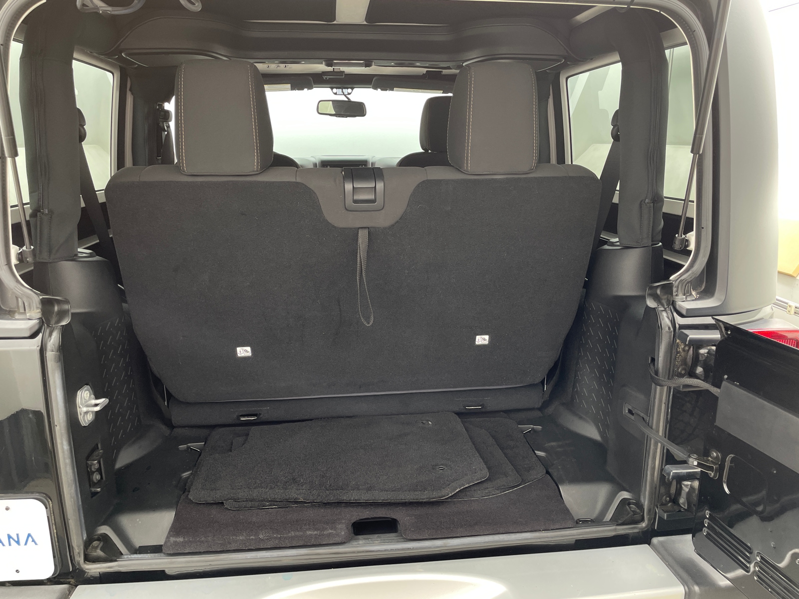 Thumbnail: 2015 Jeep Wrangler - 7