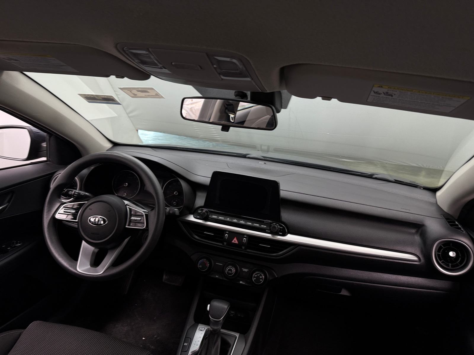Thumbnail: 2020 Kia Forte - 3
