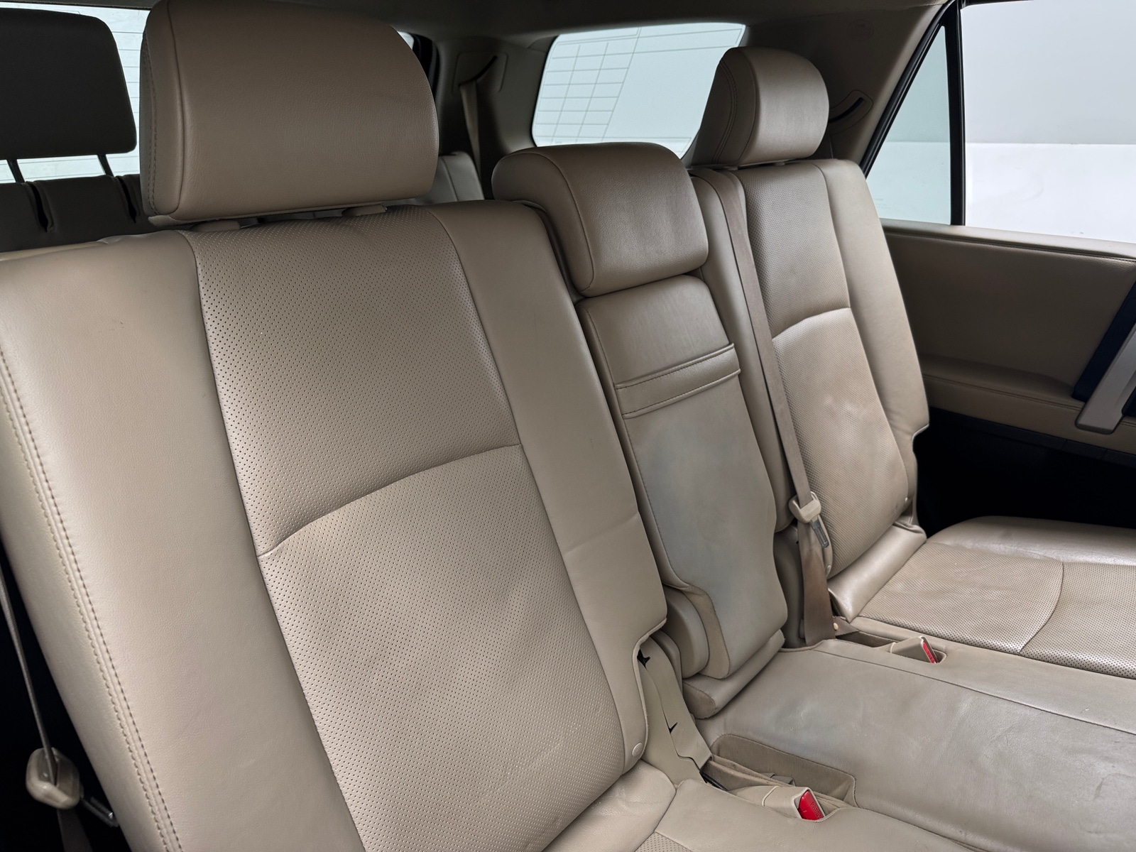 Thumbnail: 2016 Toyota 4Runner - 5