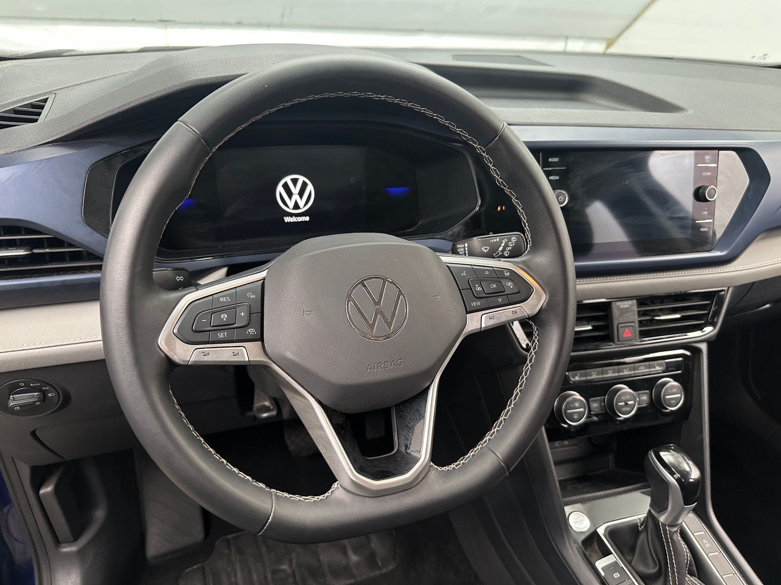 Thumbnail: 2024 Volkswagen Taos - 4