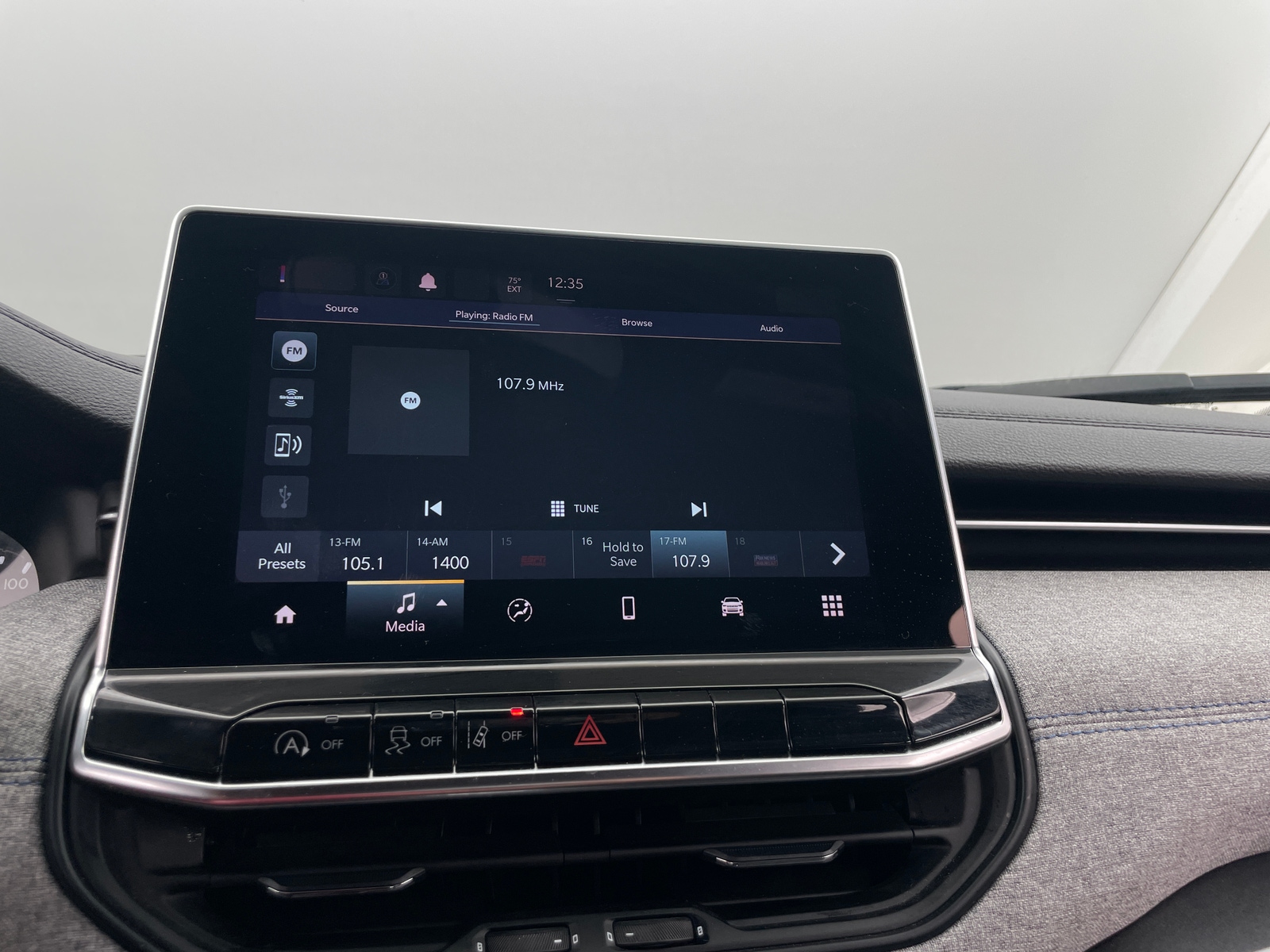 Thumbnail: 2024 Jeep Compass - 4