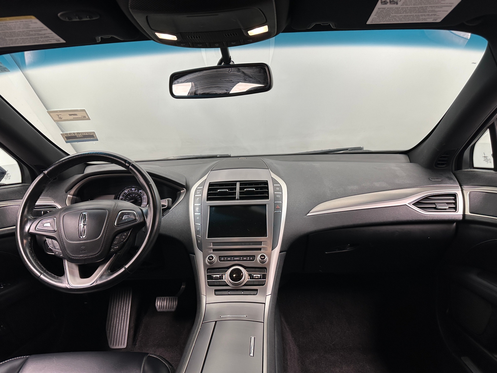 Thumbnail: 2017 Lincoln MKZ - 2
