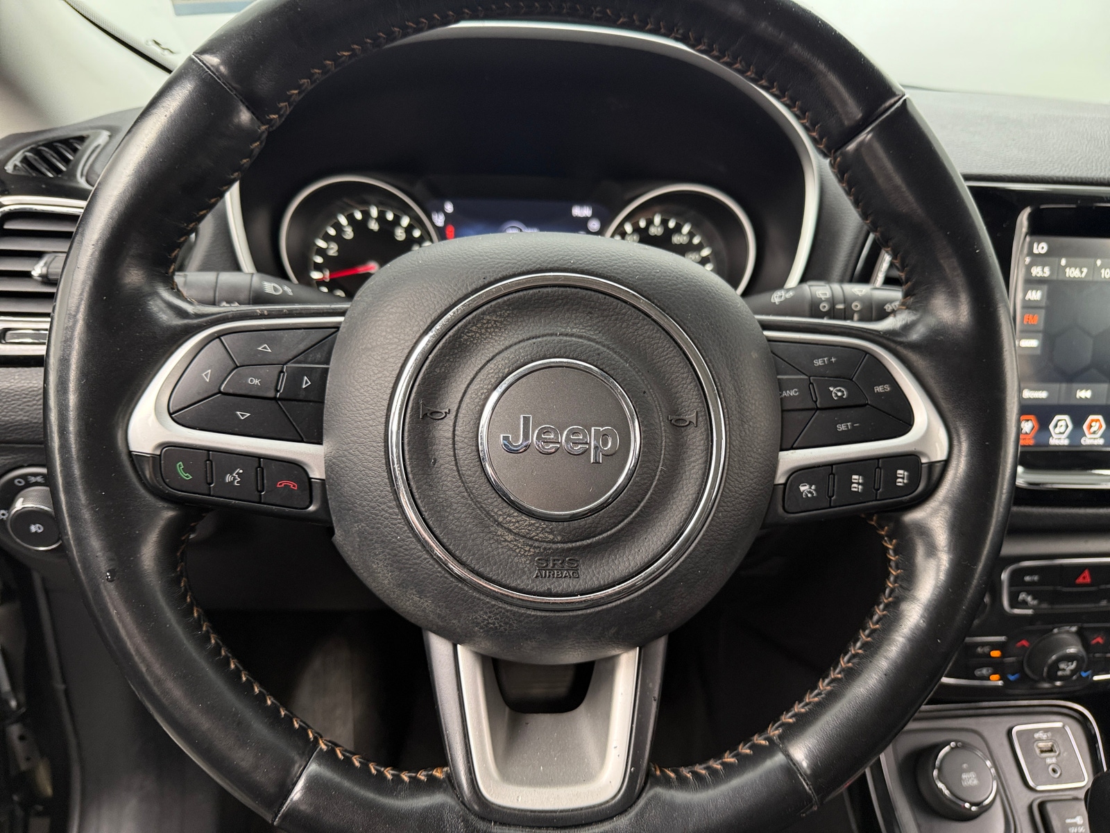 Thumbnail: 2021 Jeep Compass - 4