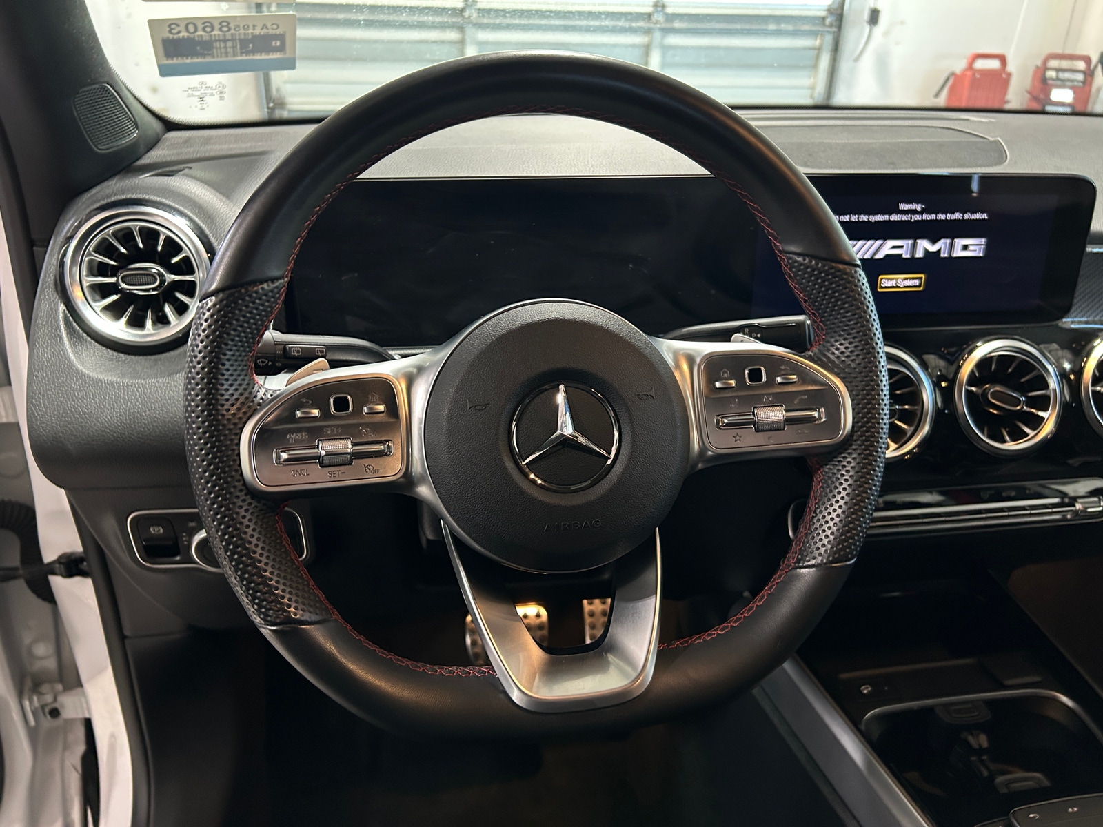 Thumbnail: 2023 Mercedes-Benz GLB - 4